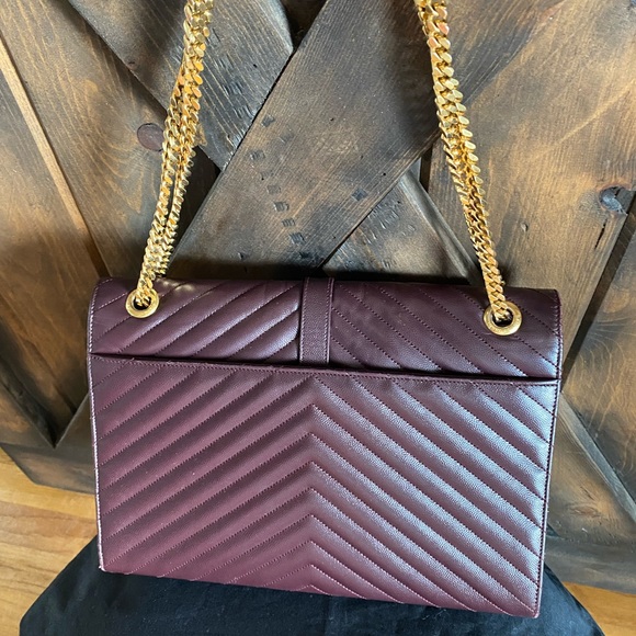 TRADE!💕YSL Saint Laurent Chevron large Burgundy leather chain bag purse gold - Picture 4 of 14